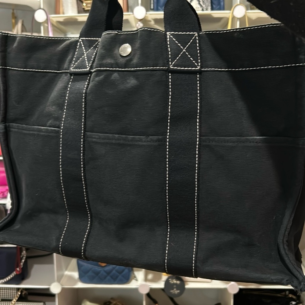 Hermes Black MM Tote Bag - Picture 2 of 9